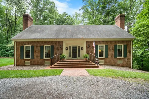 $660,000 | 175 Huntington Trail, Lexington, NC 27295