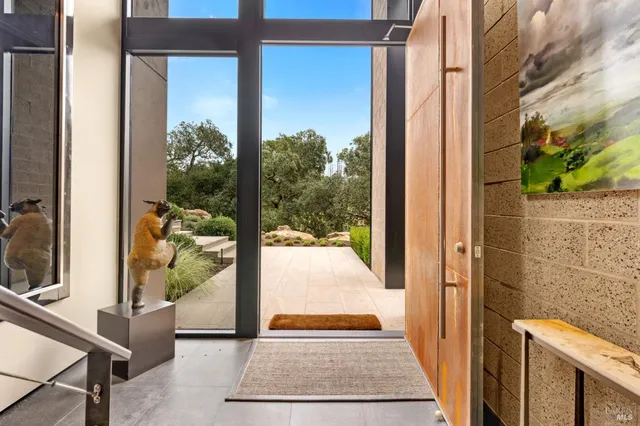 $10,800,000 | 860 Meadowood Lane, St. Helena, CA 94574