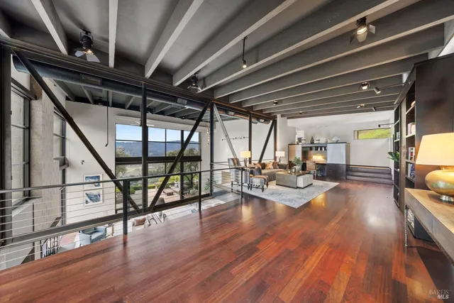 $10,800,000 | 860 Meadowood Lane, St. Helena, CA 94574