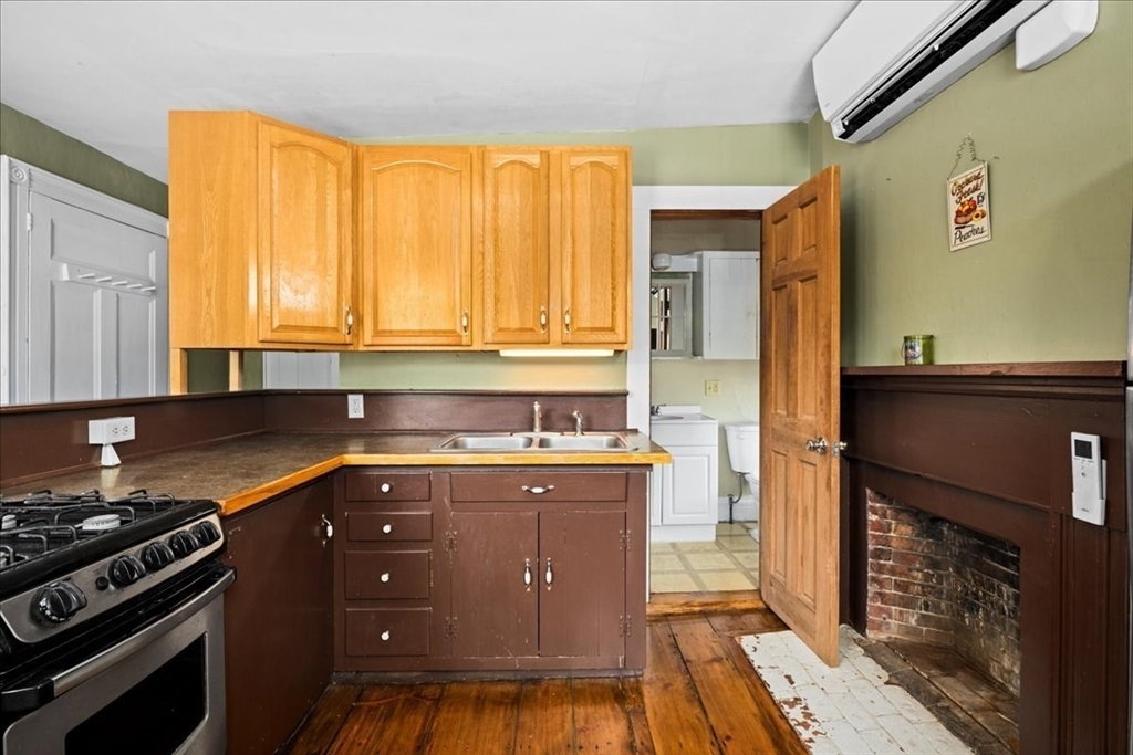 720 Main Street Bolton, MA 01740 - Photo 14 of 40