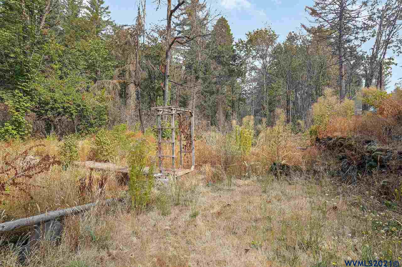 11023 Wagner Road Lyons, OR 97358 - Photo 6 of 18 Gallery Image 6