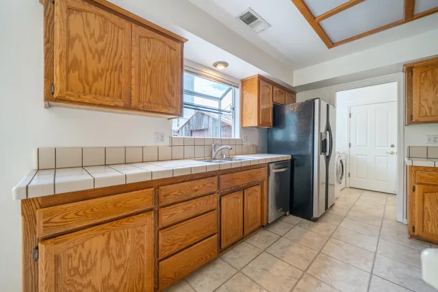 $425,000 | 2166 Wicklow Street, Redding, CA 96001