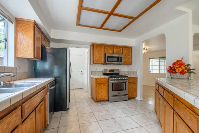 $425,000 | 2166 Wicklow Street, Redding, CA 96001