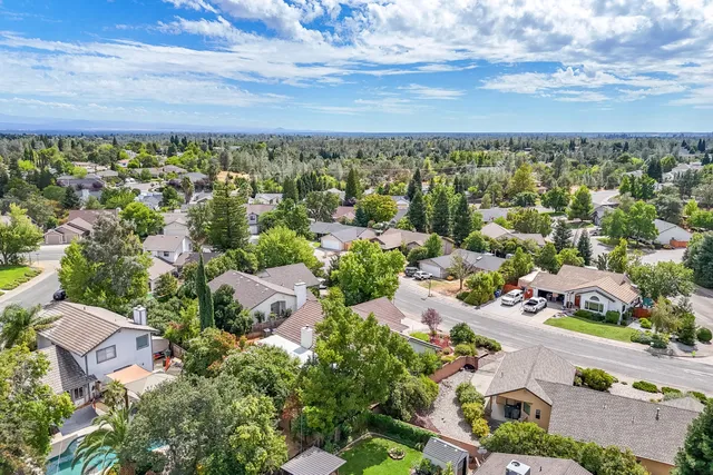 $425,000 | 2166 Wicklow Street, Redding, CA 96001