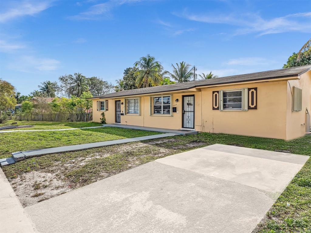 1052 Northwest 103rd Street Miami, FL 33150 - Photo 40 of 40 FOUR PARKING SPOTS