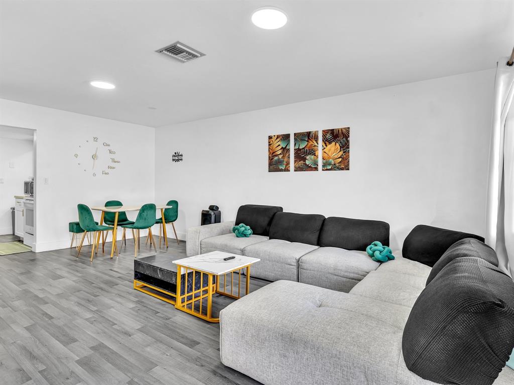 1052 Northwest 103rd Street Miami, FL 33150 - Photo 4 of 40 LIVING/DINING ROOM