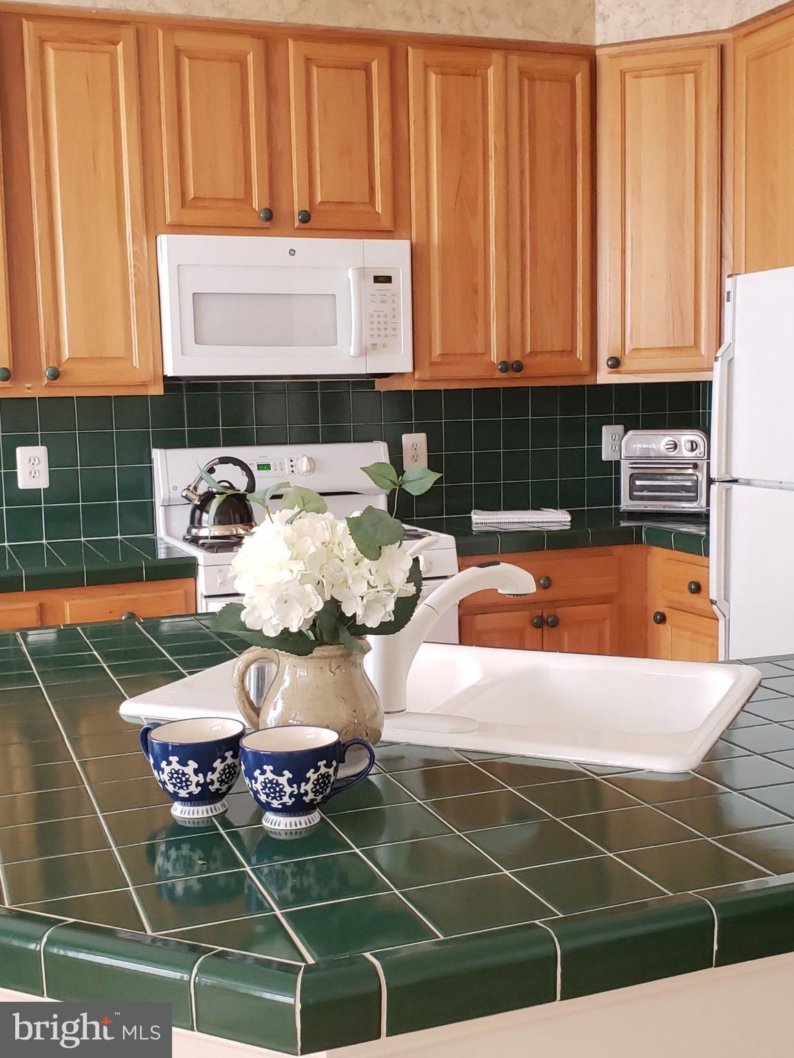 20613 Glenmere Square Sterling, VA 20165 - Photo 16 of 51