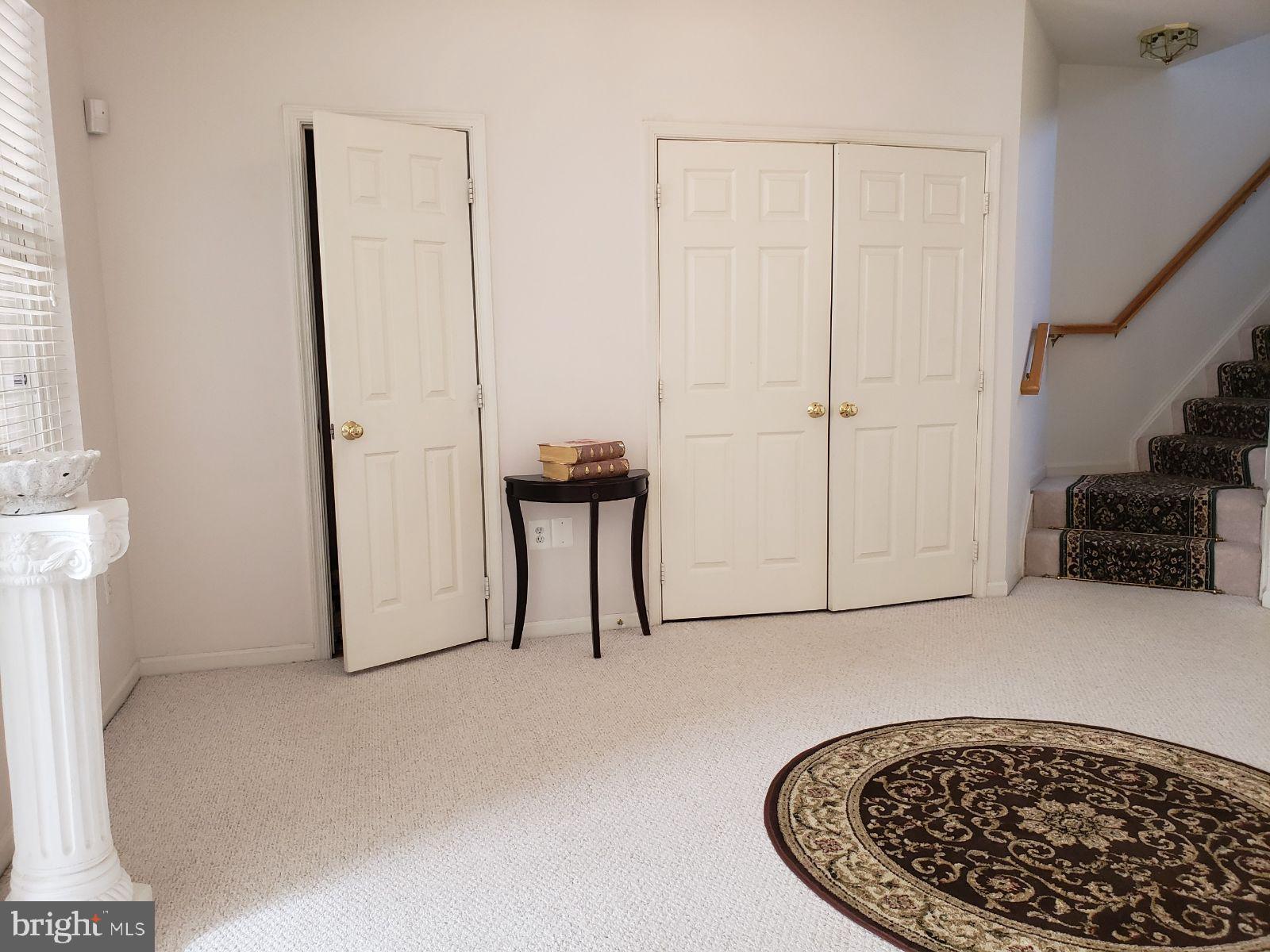 20613 Glenmere Square Sterling, VA 20165 - Photo 35 of 51