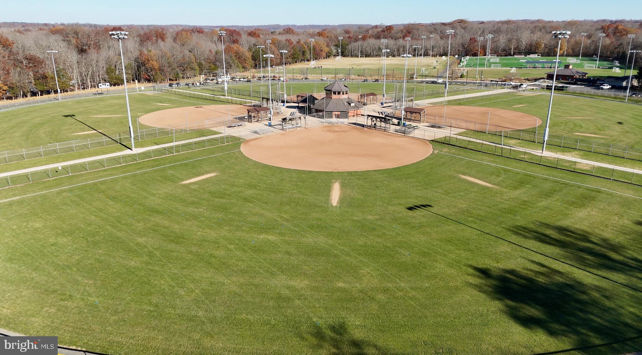 20613 Glenmere Square Sterling, VA 20165 - Photo 45 of 51