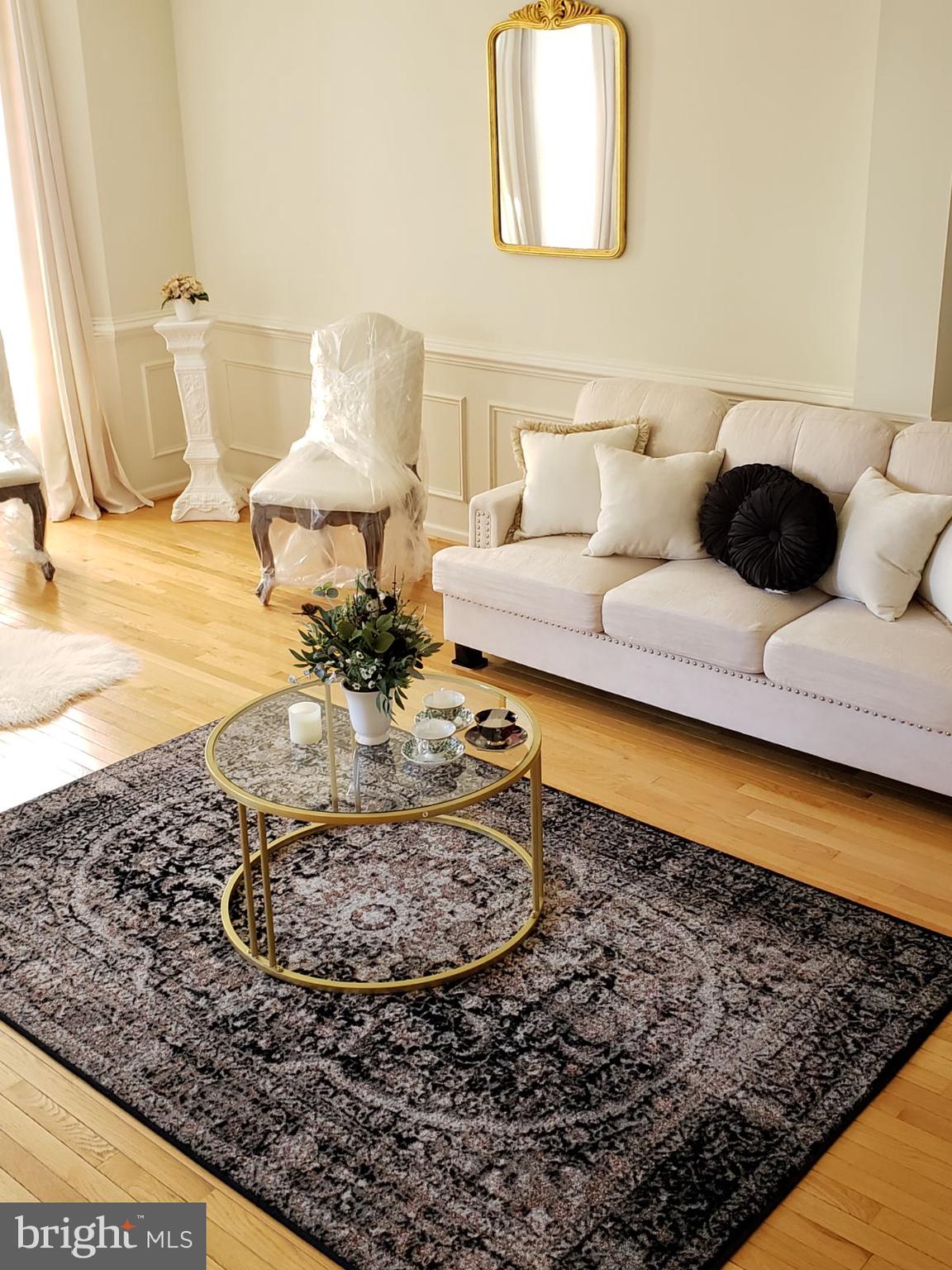 20613 Glenmere Square Sterling, VA 20165 - Photo 8 of 51