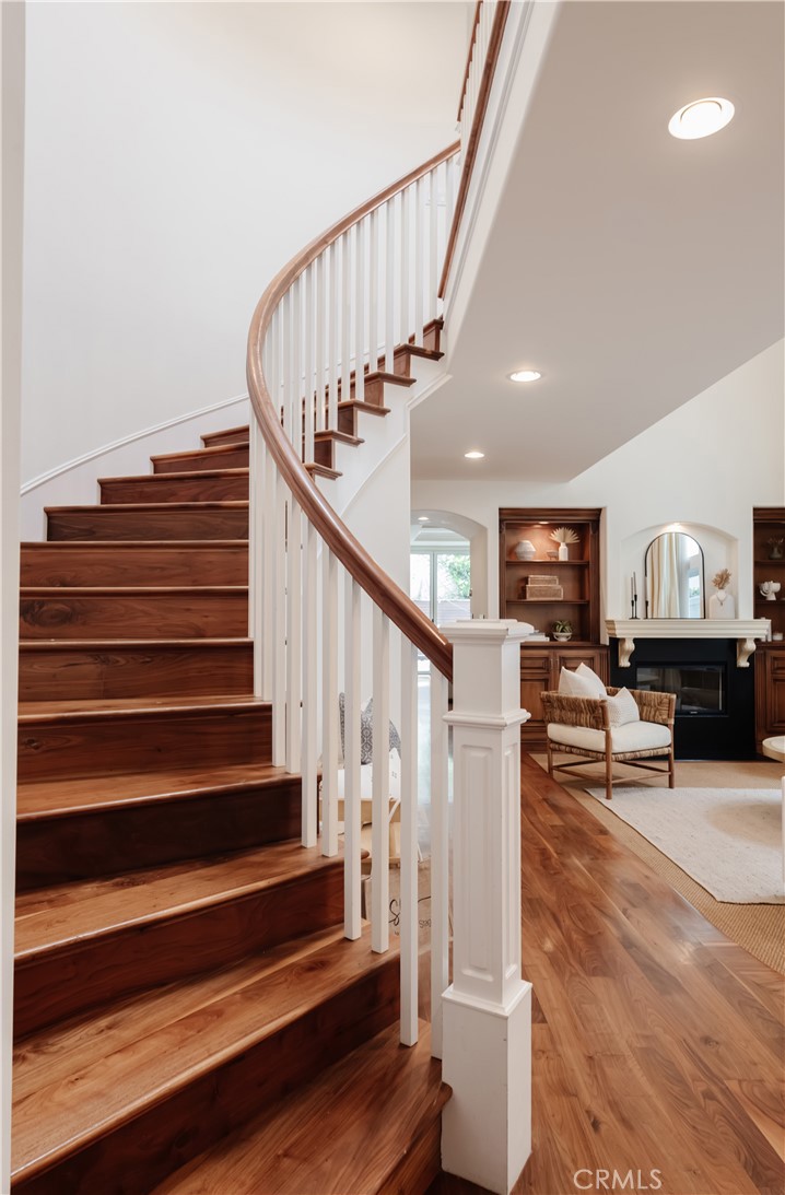 2001 Palm Avenue Manhattan Beach, CA 90266 - Photo 19 of 36