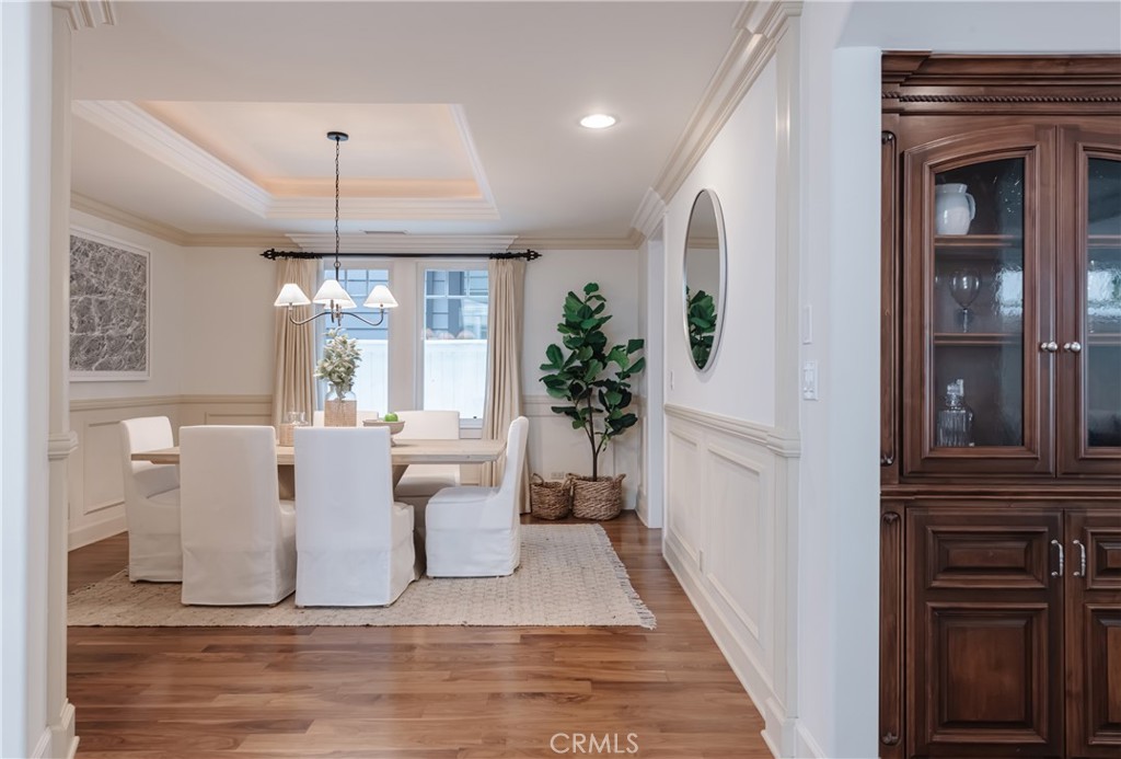 2001 Palm Avenue Manhattan Beach, CA 90266 - Photo 4 of 36