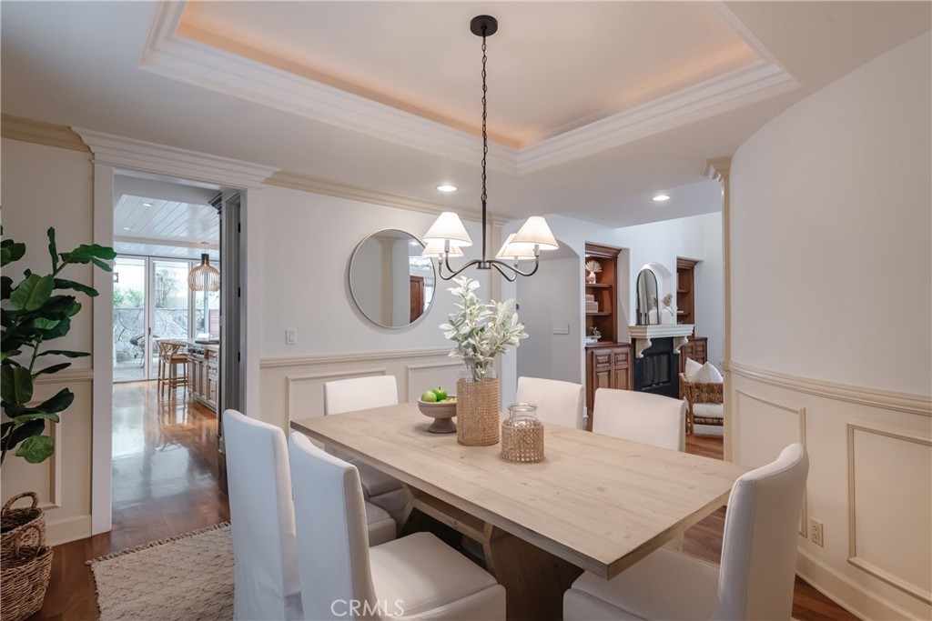 2001 Palm Avenue Manhattan Beach, CA 90266 - Photo 5 of 36