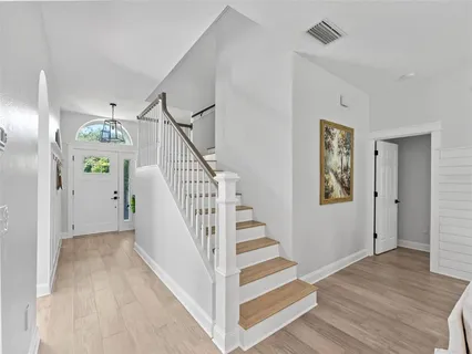 $475,000 | 18120 Sandy Pointe Drive, Tampa, FL 33647