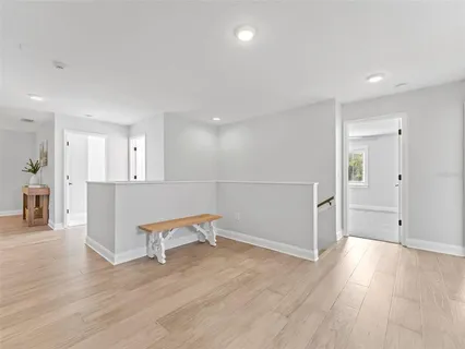 $475,000 | 18120 Sandy Pointe Drive, Tampa, FL 33647