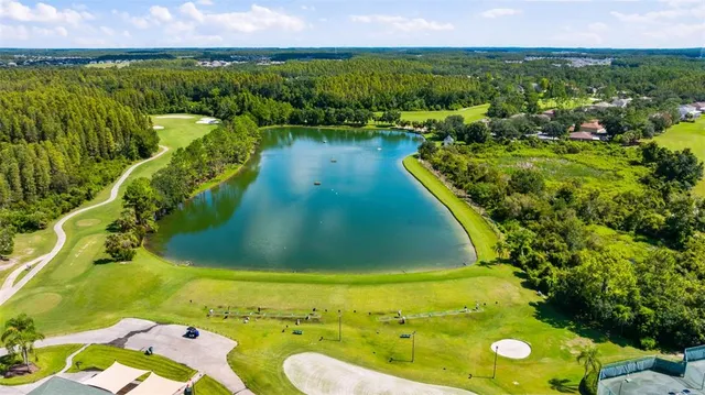 $475,000 | 18120 Sandy Pointe Drive, Tampa, FL 33647