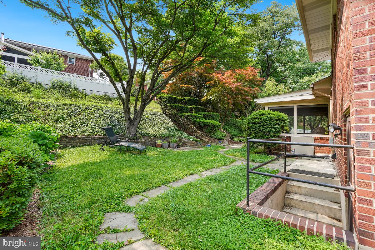 8504 Sundale Drive Silver Spring, MD 20910 - Photo 25 of 27