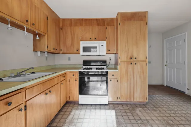 $259,000 | 1600 Shasta Street, Anderson, CA 96007