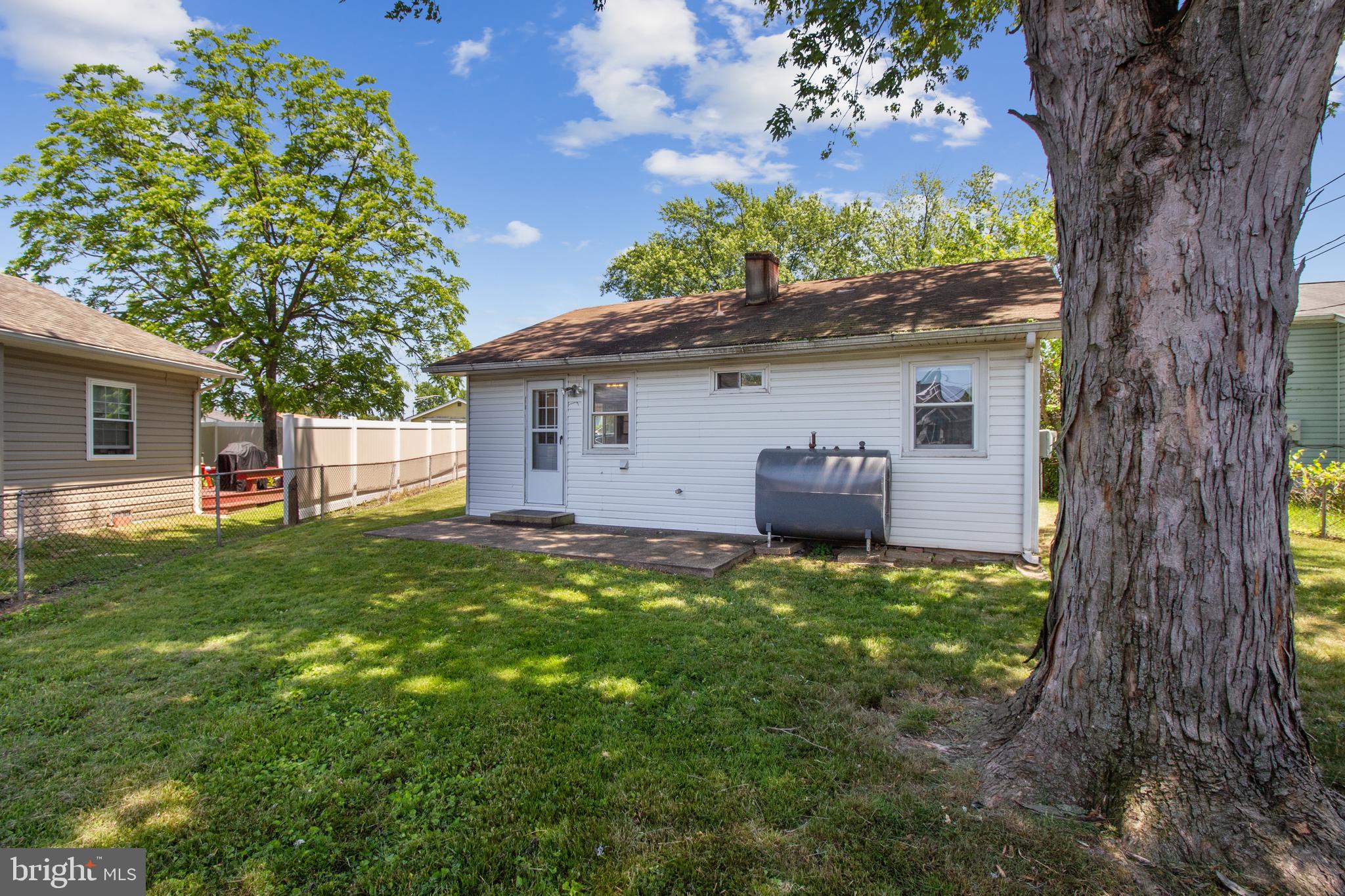 102 Propeller Drive Middle River, MD 21220 - Photo 15 of 18