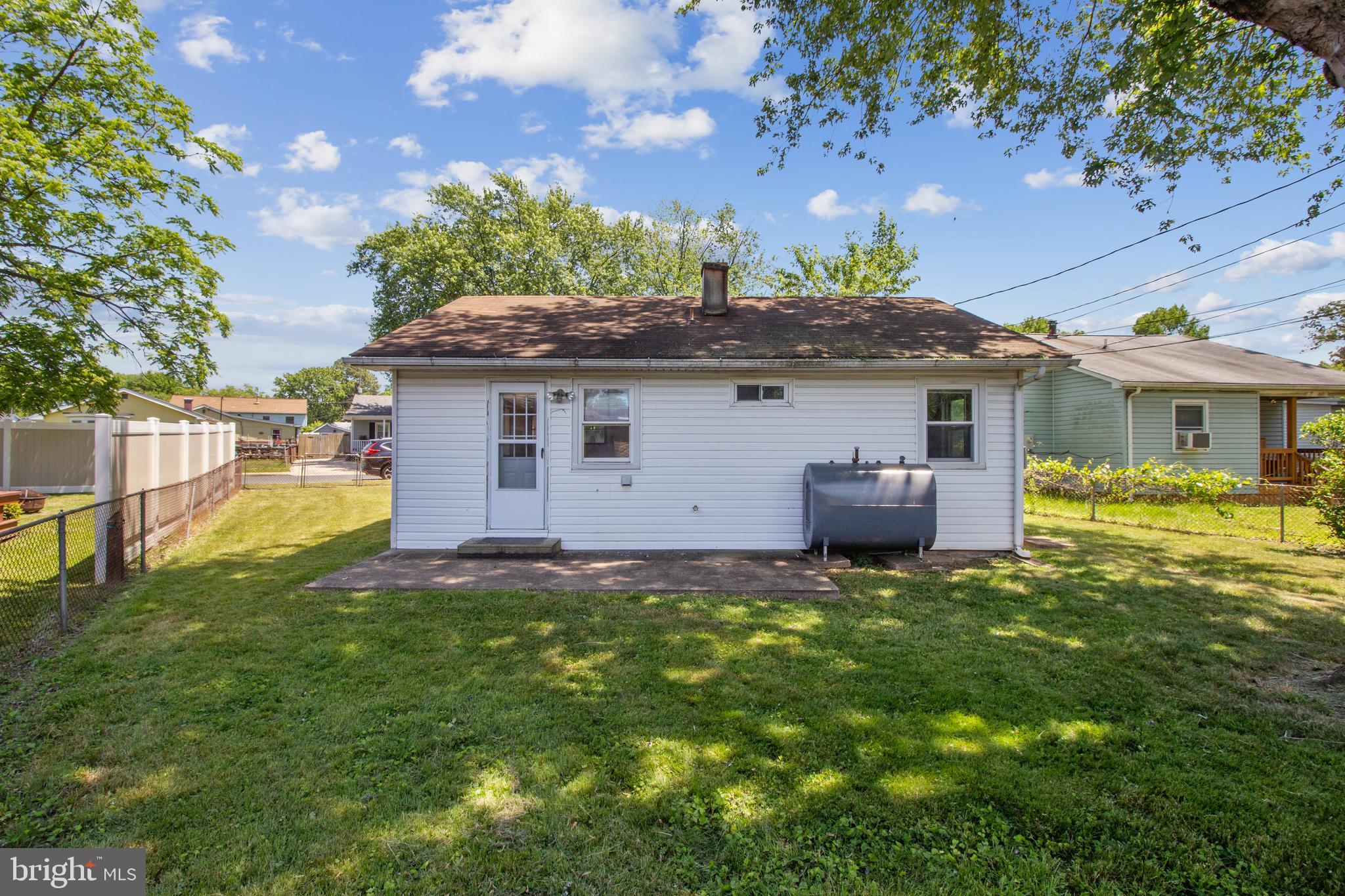 102 Propeller Drive Middle River, MD 21220 - Photo 16 of 18