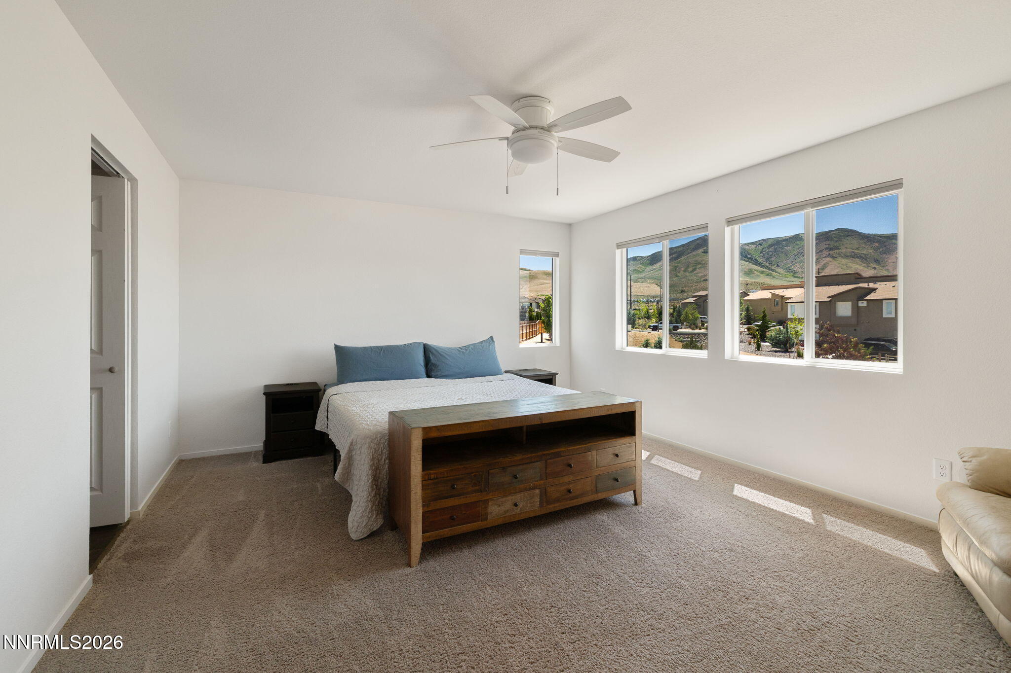 9813 Fishermans Reef Court Reno, NV 89506 - Photo 15 of 26 11-web-or-mls-0X3A3303
