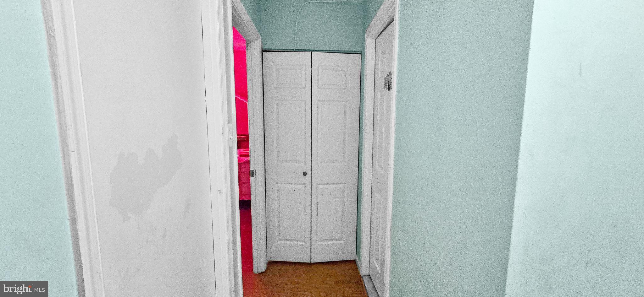 8402 Towne Crest Court Gaithersburg, MD 20877 - Photo 17 of 22 Bright hallway with inviting pastel hues.