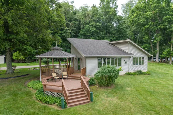 $575,000 | 128 A Wilmin Road, Quincy, MI 49082