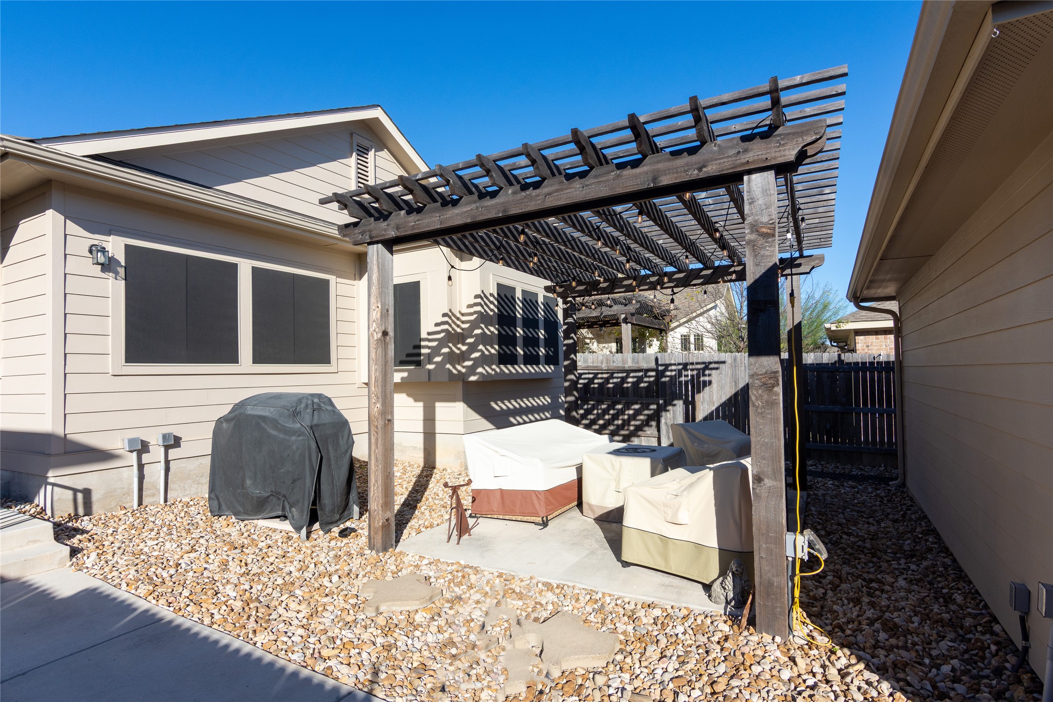 2809 Hopi Path, Unit 12 Leander, TX 78641 - Photo 4 of 34 Like to entertain, we have a space for that. Enjoy the quiet and serenity.