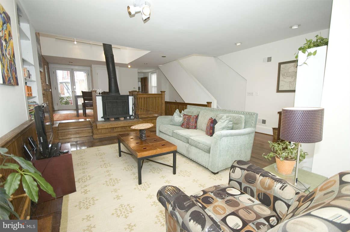 2512 Ontario Road Northwest, Unit 2 Washington, DC 20009 - Photo 23 of 23 Open floor plan