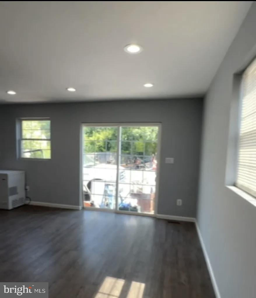6913 Annapolis Road Hyattsville, MD 20784 - Photo 3 of 8