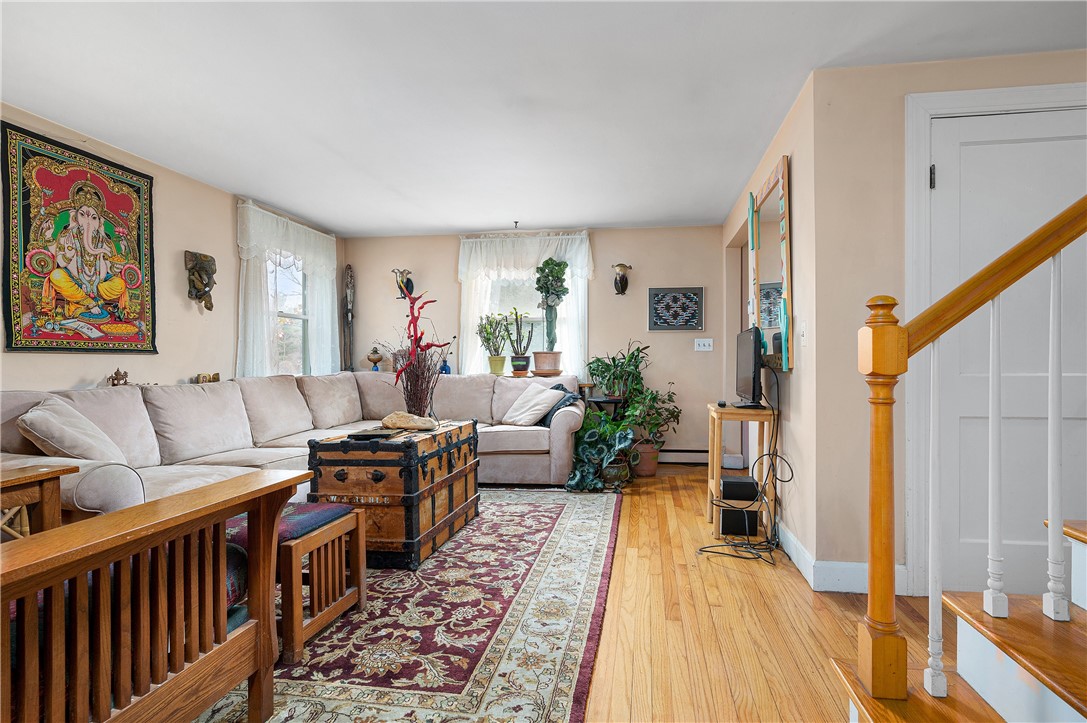 470 Field Hill Road Scituate, RI 02815 - Photo 5 of 36 Gallery Image 5