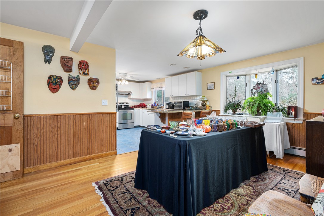 470 Field Hill Road Scituate, RI 02815 - Photo 8 of 36 Gallery Image 8