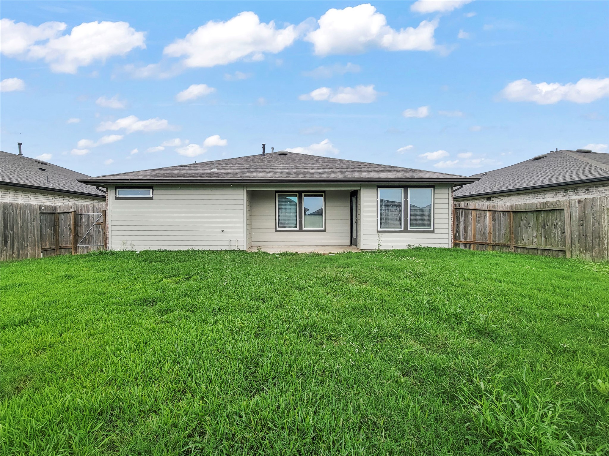 8122 Hush Hts Drive Rosharon, TX 77583 - Photo 15 of 17