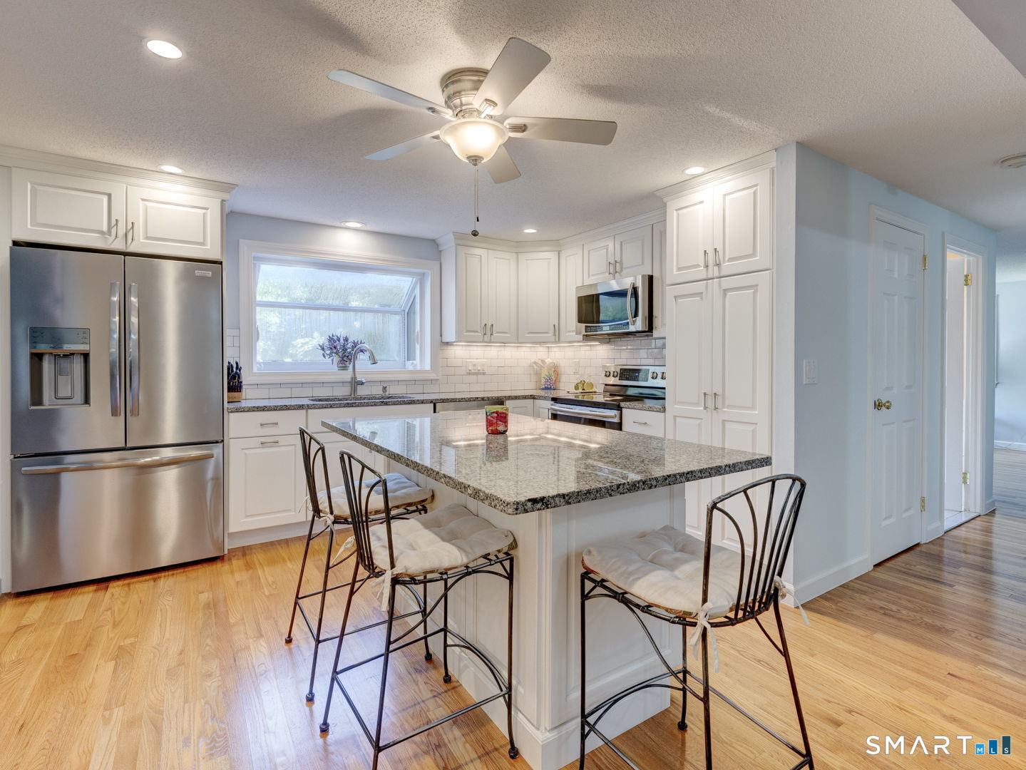 199 Grindle Brook Road Glastonbury, CT 06073 - Photo 9 of 40