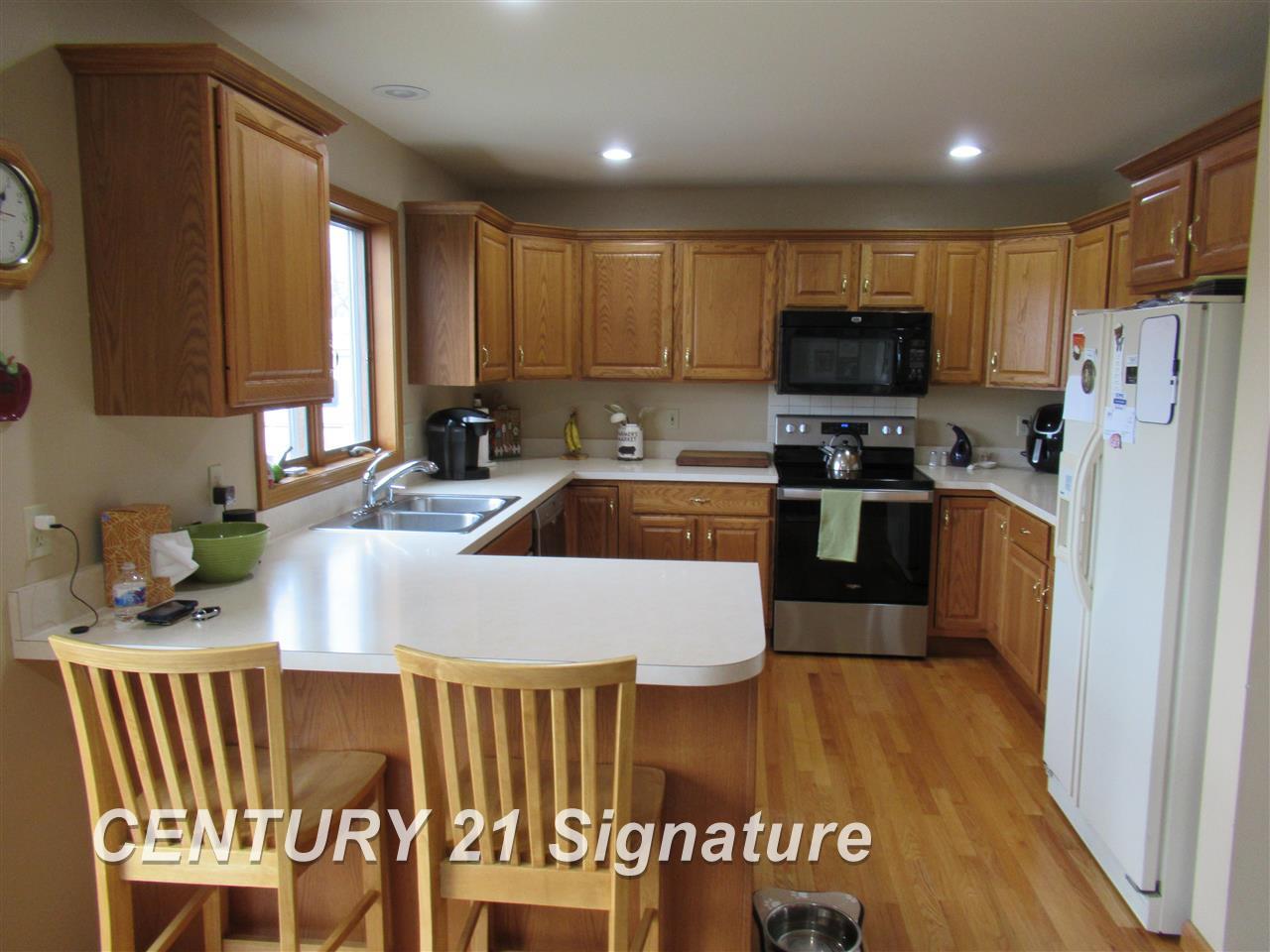 11212 West Stanley Road Flushing, MI 48433 - Photo 8 of 47