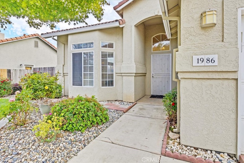 1986 Woodhaven Court Merced, CA 95340 - Photo 3 of 57
