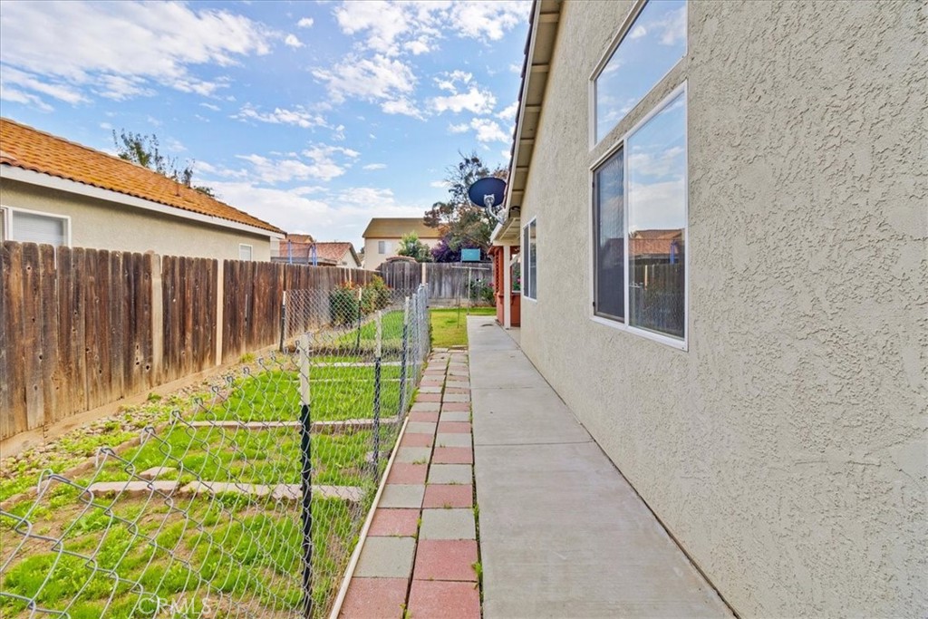 1986 Woodhaven Court Merced, CA 95340 - Photo 45 of 57