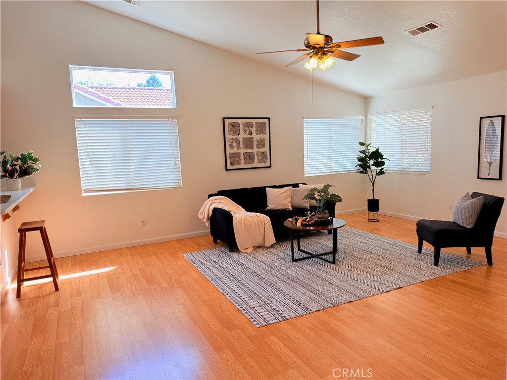 1986 Woodhaven Court Merced, CA 95340 - Photo 7 of 57