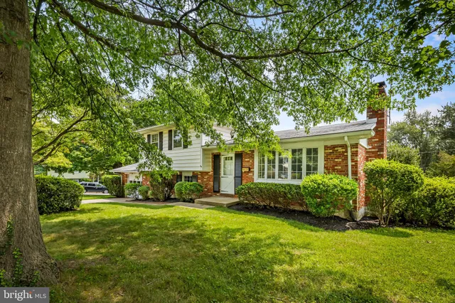 $525,000 | 2519 Lawnside Road, Lutherville-Timonium, MD 21093