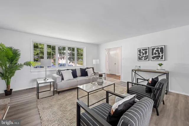 $525,000 | 2519 Lawnside Road, Lutherville-Timonium, MD 21093