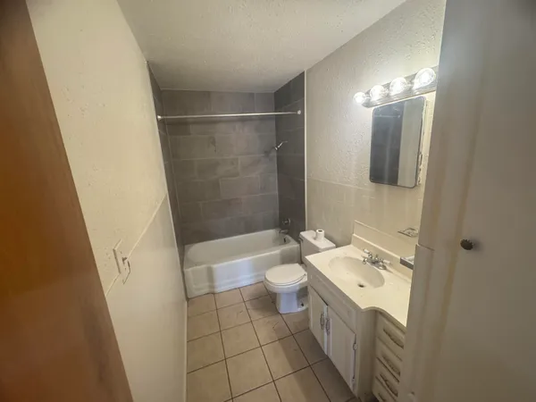 $1,000 | 3516 27th Street, Lubbock, TX 79410