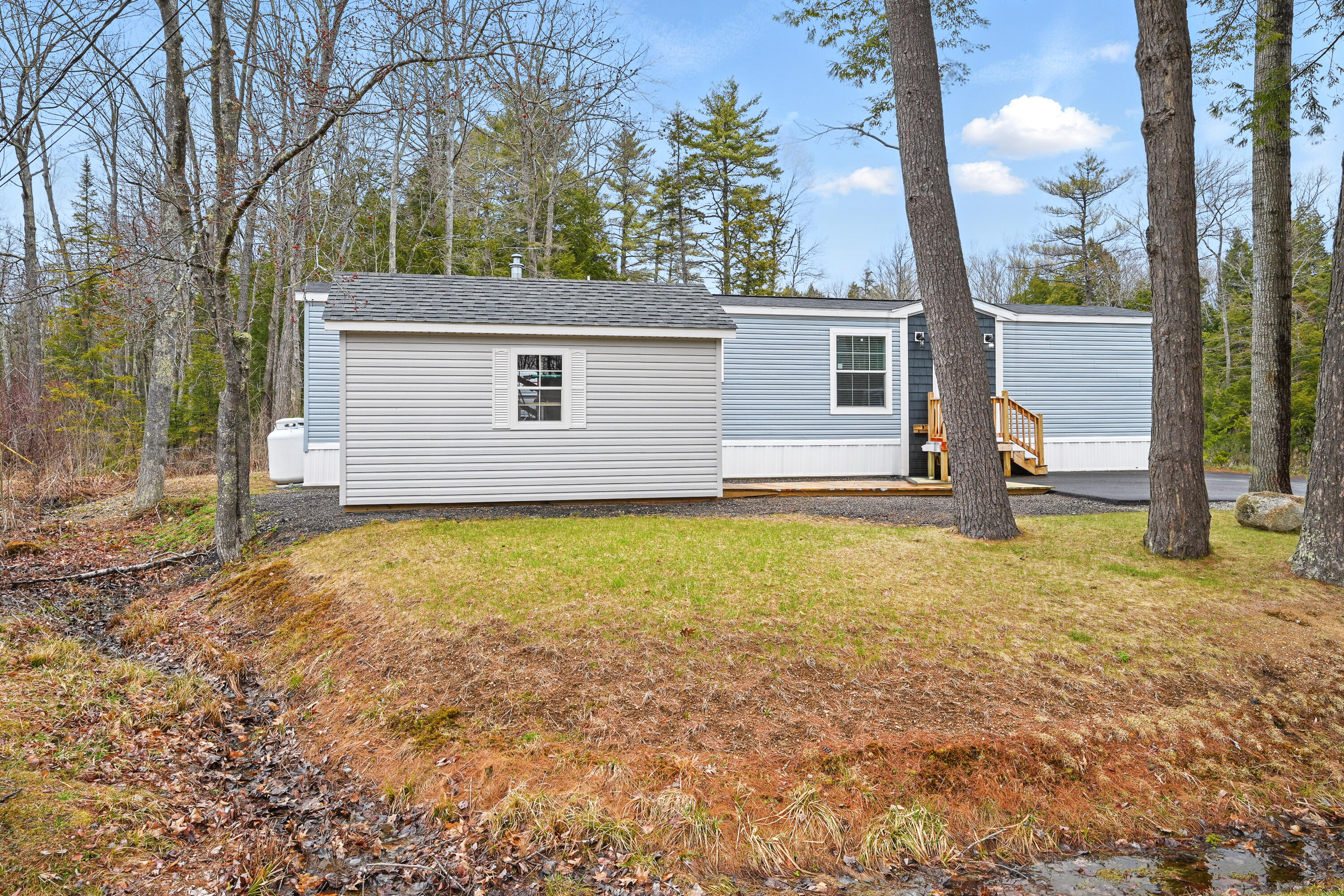 46 Pineland Drive Winthrop, ME 04364 - Photo 6 of 29 109906gr-105