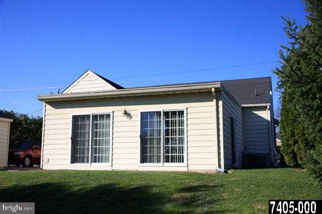4070 Grandview Road Hanover, PA 17331 - Photo 4 of 25 Gallery Image 4
