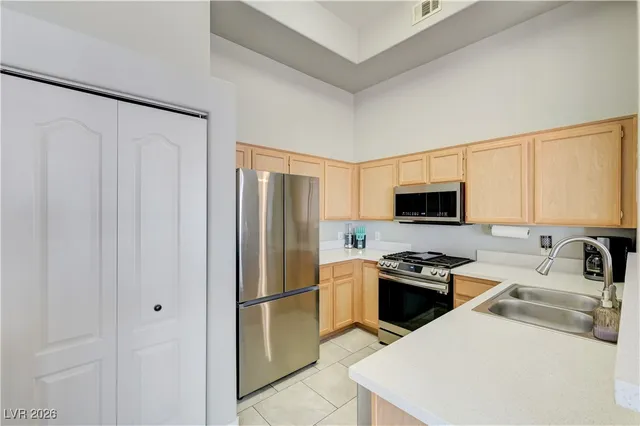 $315,000 | 700 Carnegie Street, Unit 4621, Henderson, NV 89052