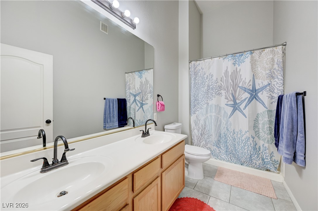 700 Carnegie Street, Unit 4621 Henderson, NV 89052 - Photo 31 of 54 Main Bath Double-sinks