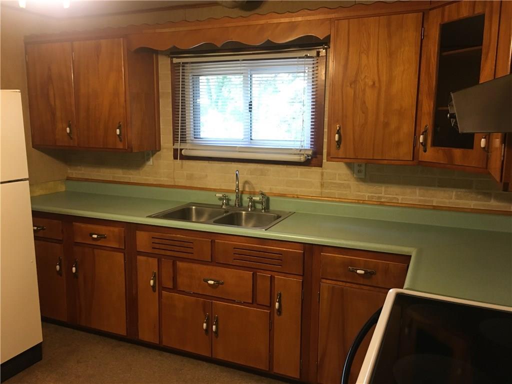 459 Listie Road Friedens, PA 15541 - Photo 2 of 21 Gallery Image 2