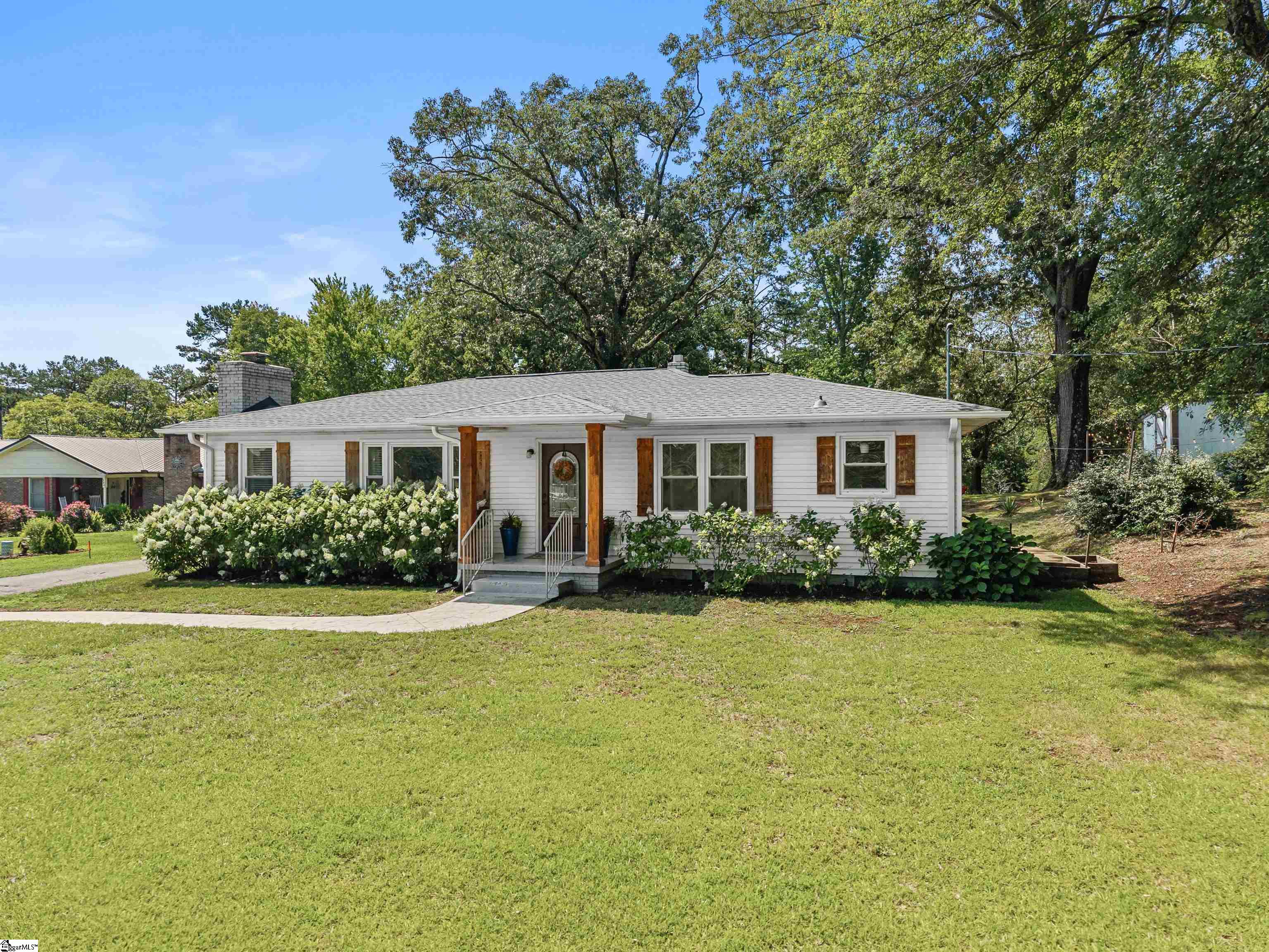 340 Tigerville Road Travelers Rest, SC 29690 - Photo 32 of 39 Gallery Image 32
