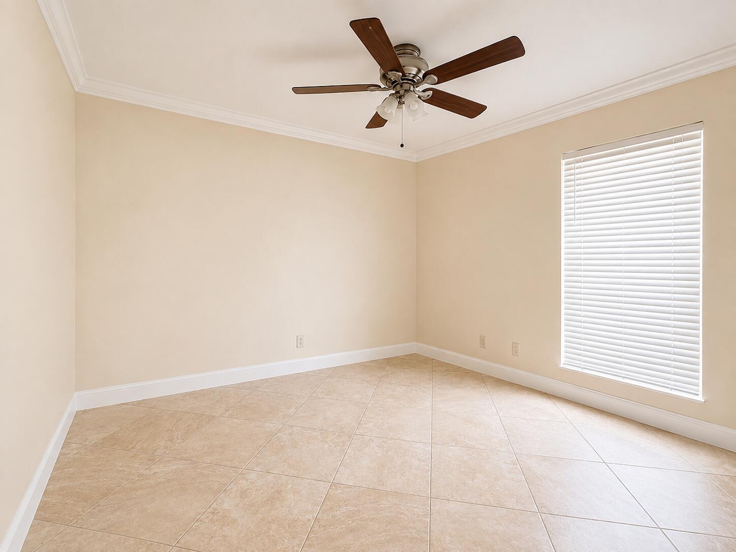 400 Sequoia Lane Boca Raton, FL 33487 - Photo 7 of 11 B6349B33-676E-4E29-972D-D02C7335339D