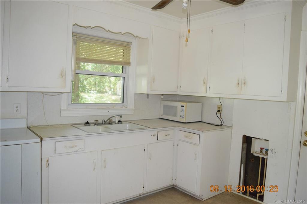 2016 Kings Road Shelby, NC 28150 - Photo 10 of 16 Gallery Image 10