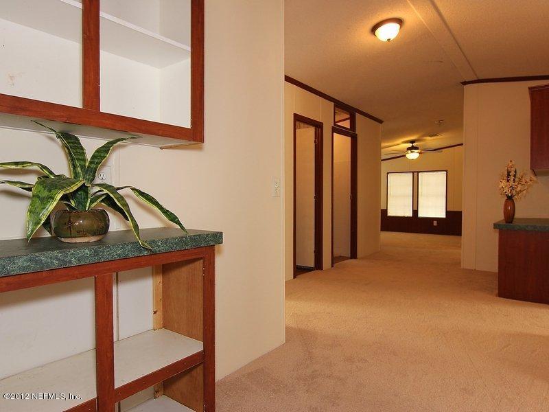 86127 Pamela Road Yulee, FL 32097 - Photo 11 of 20 Hallway